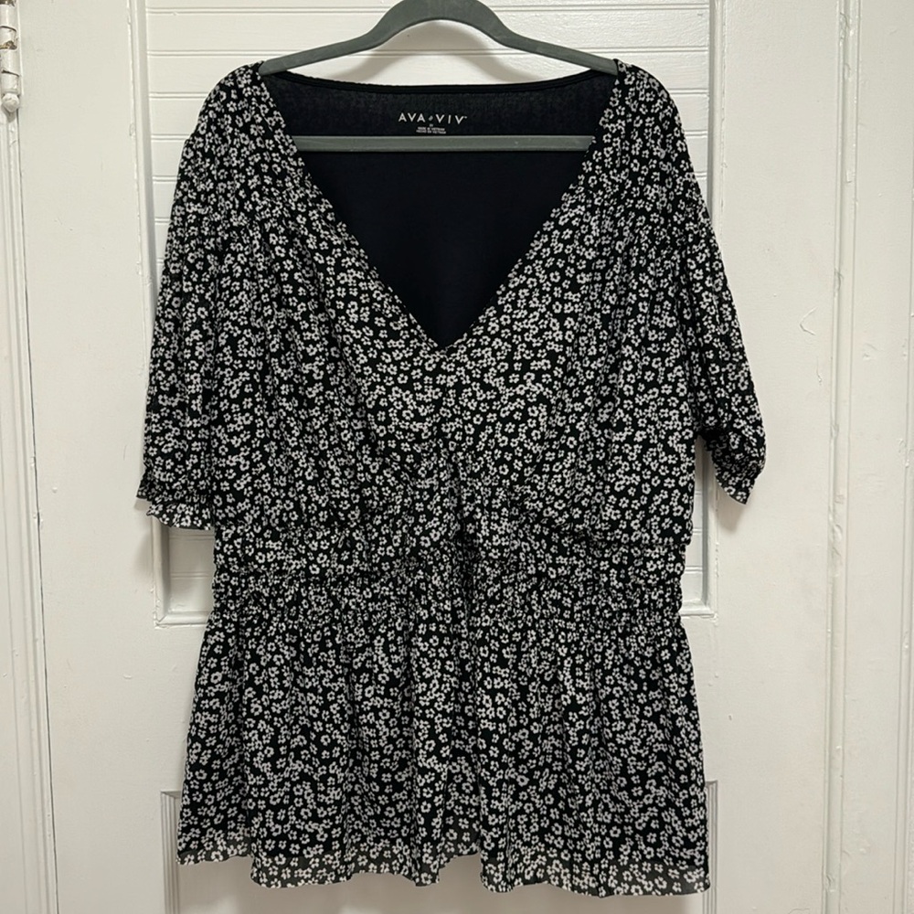 V-Neck Peplum Floral Blouse